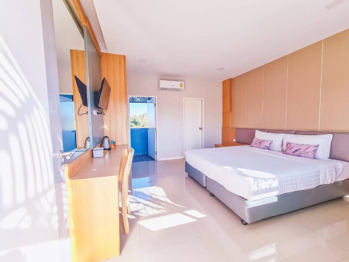 Apa-Tree Boutique Hotel Khok Kloi Exterior photo